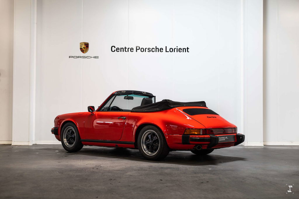 Porsche 911 Carrera 3.2