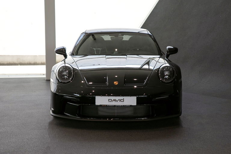 Porsche 992 GT3 Touring