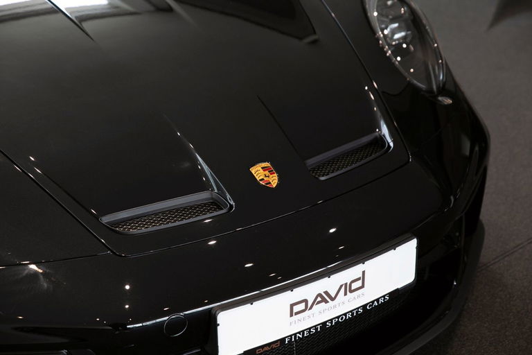 Porsche 992 GT3 Touring