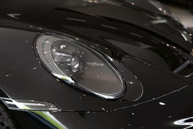 Porsche 992 GT3 Touring