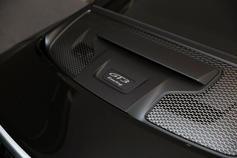 Porsche 992 GT3 Touring