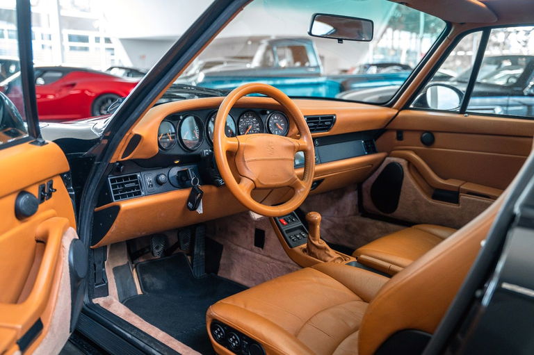 Porsche 993 Carrera 4S