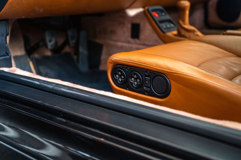 Porsche 993 Carrera 4S