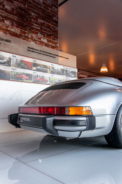 Porsche 911 Carrera 3.2 Speedster