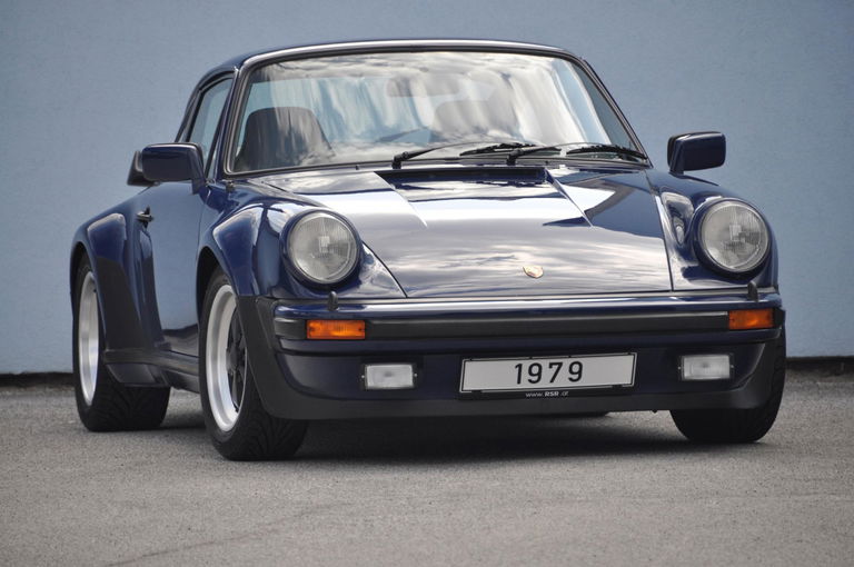 Porsche 911 Turbo 3.3