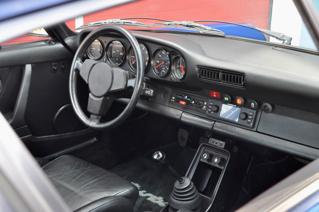 Porsche 911 Turbo 3.3