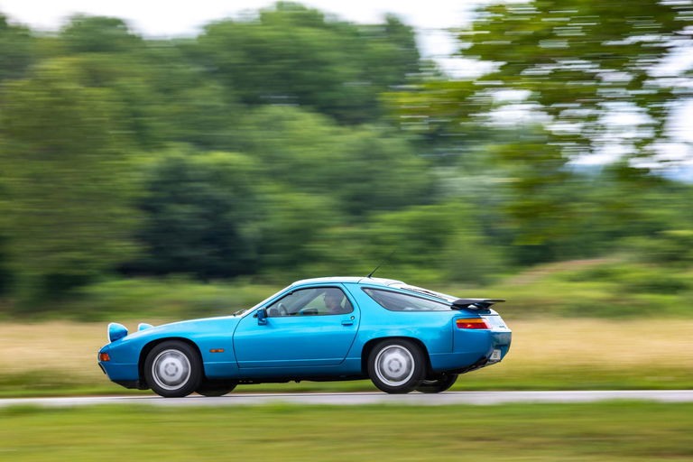 Porsche 928 GT