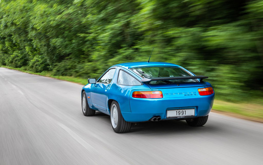 Porsche 928 GT