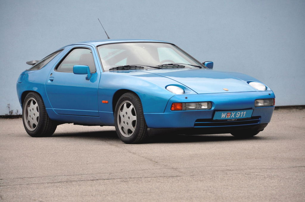 Porsche 928 GT
