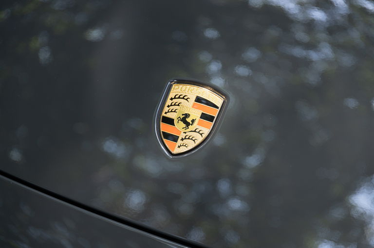 Porsche 992 Heritage Design Edition