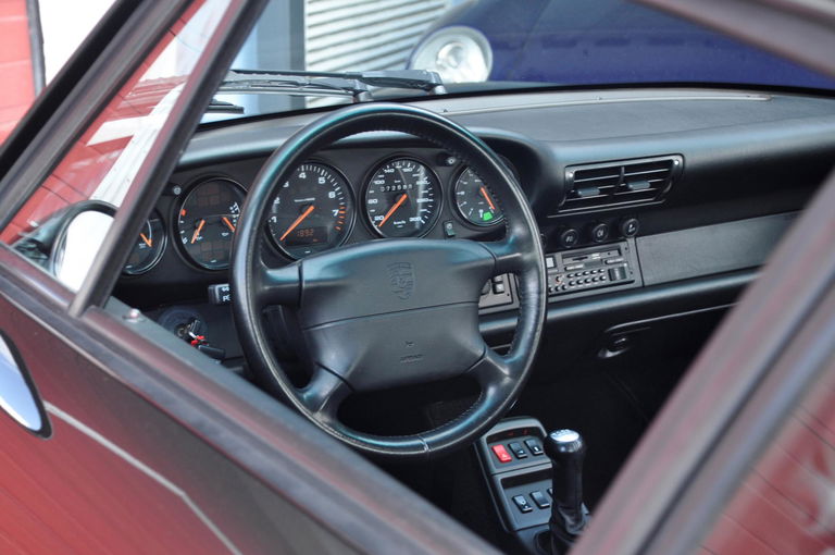 Porsche 993 Carrera 4