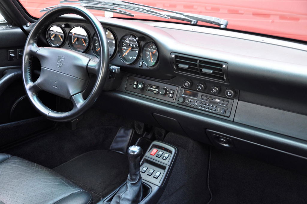 Porsche 993 Carrera 4