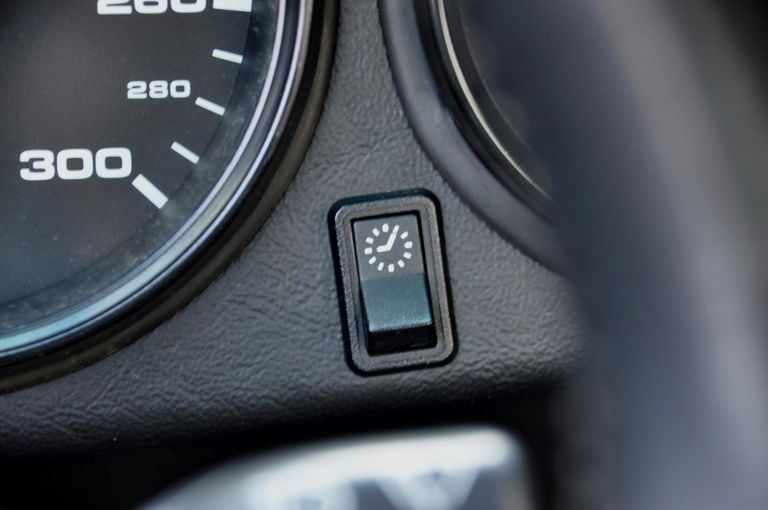 Porsche 993 Carrera 4