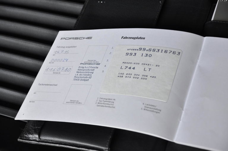 Porsche 993 Carrera 4