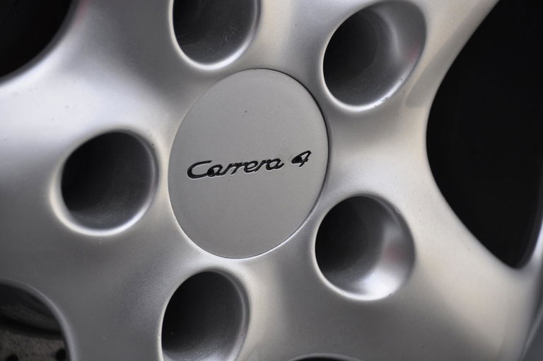 Porsche 993 Carrera 4