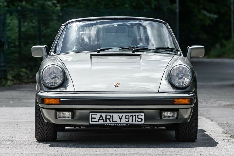 Porsche 911 Carrera 3.2 (US)