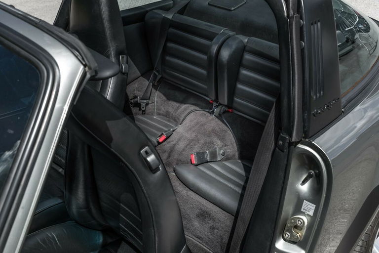 Porsche 911 Carrera 3.2 (US)