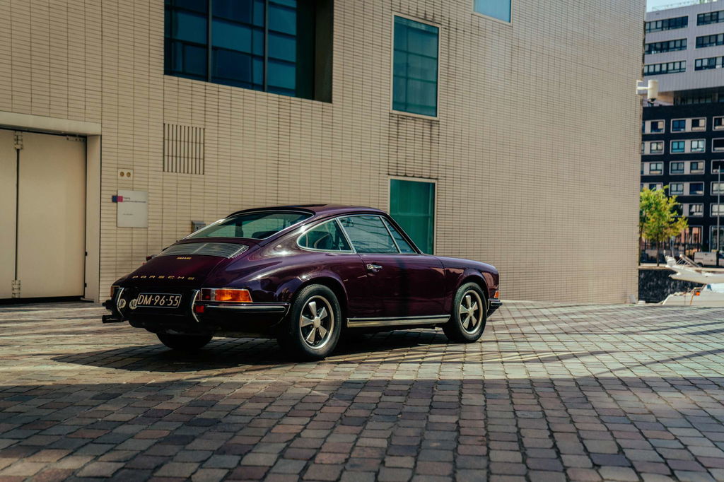 Porsche 911 E