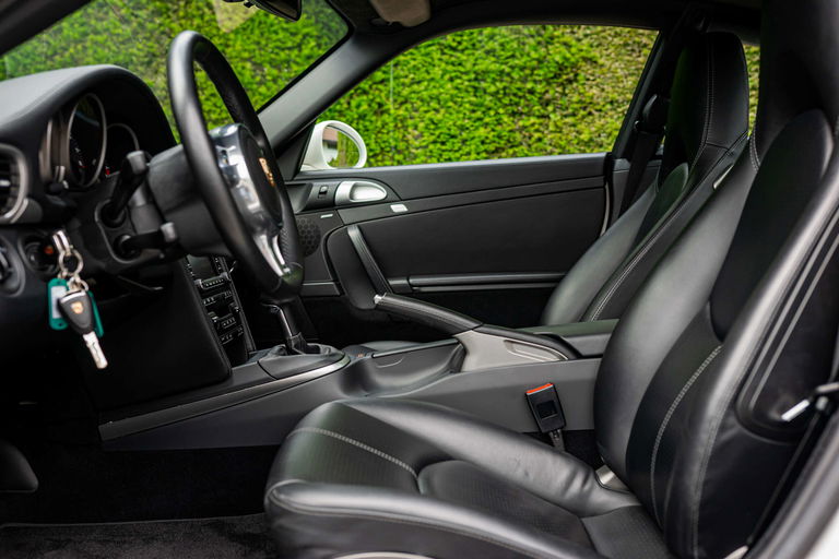 Porsche 997.2 Carrera GTS