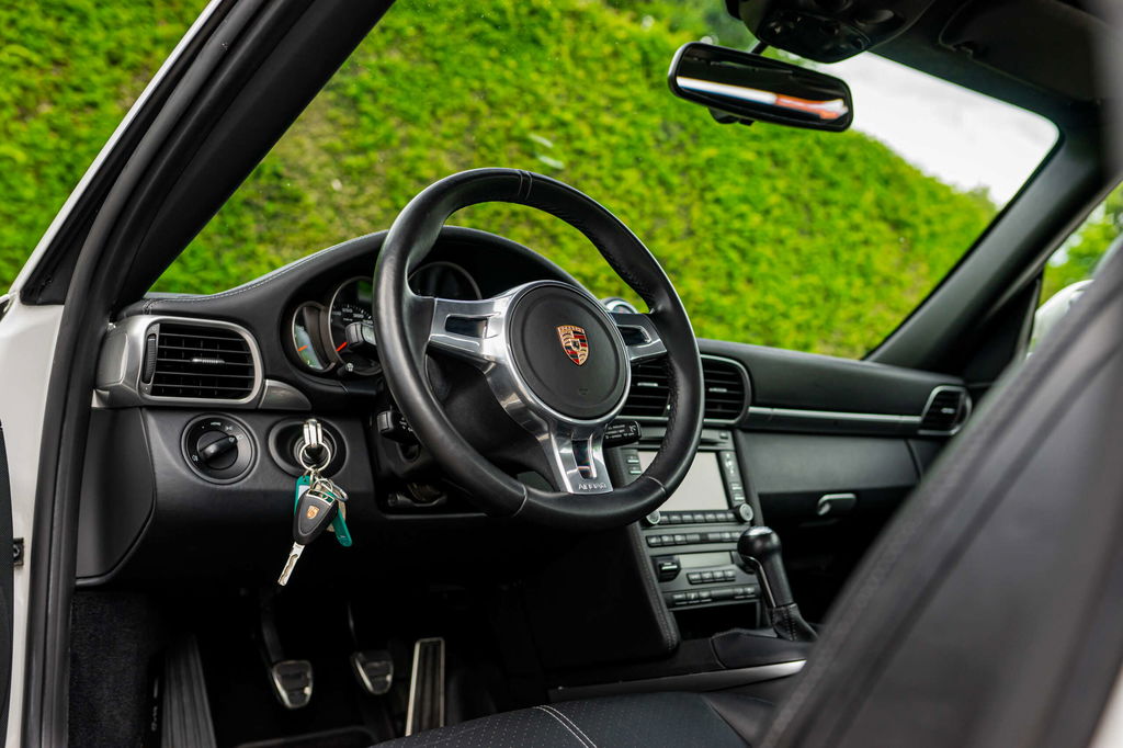 Porsche 997.2 Carrera GTS