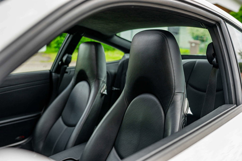 Porsche 997.2 Carrera GTS