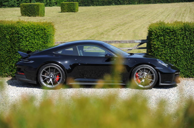 Porsche 992 GT3 Touring