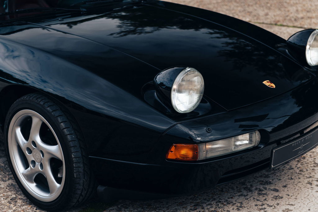 Porsche 928 GT