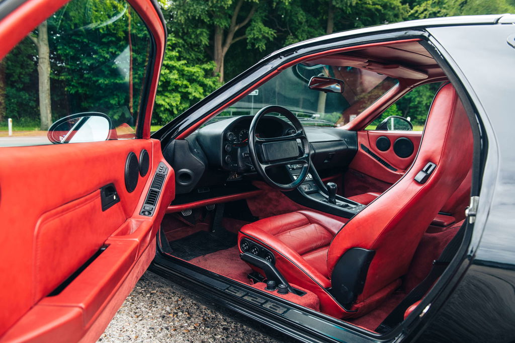Porsche 928 GT