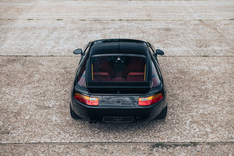 Porsche 928 GT