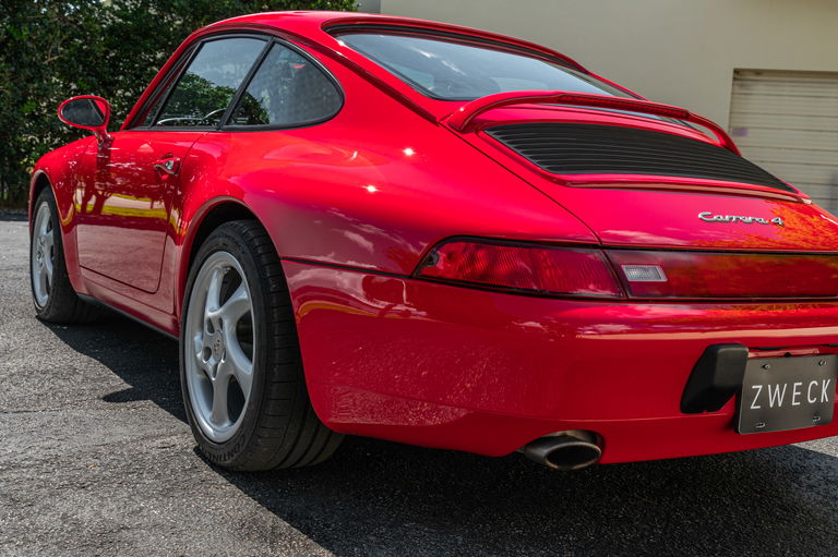 Porsche 993 Carrera 4