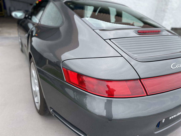 Porsche 996 Carrera 4S