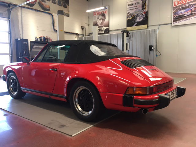 Porsche 911 Carrera 3.2