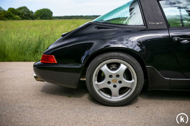 Porsche 964 Carrera 4