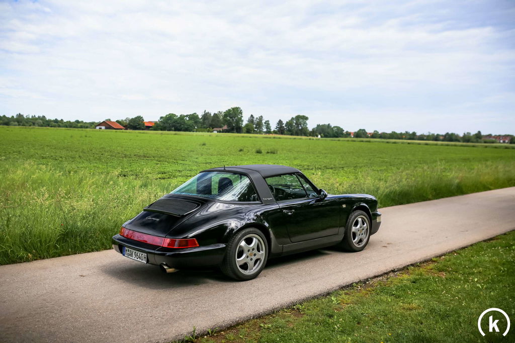 Porsche 964 Carrera 4