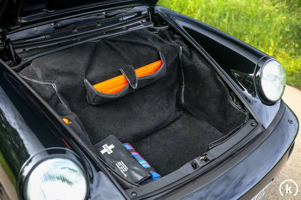 Porsche 964 Carrera 4