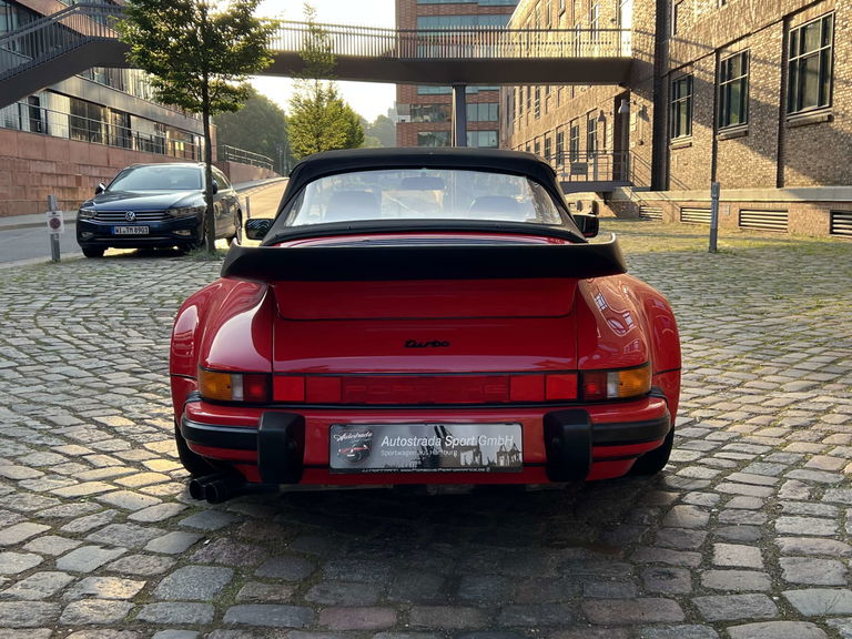 Porsche 911 Turbo 3.3
