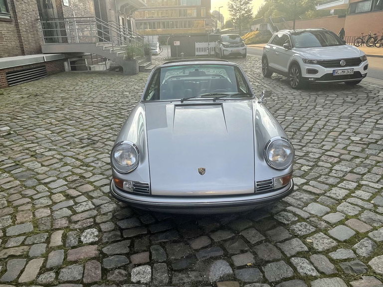 Porsche 911 E