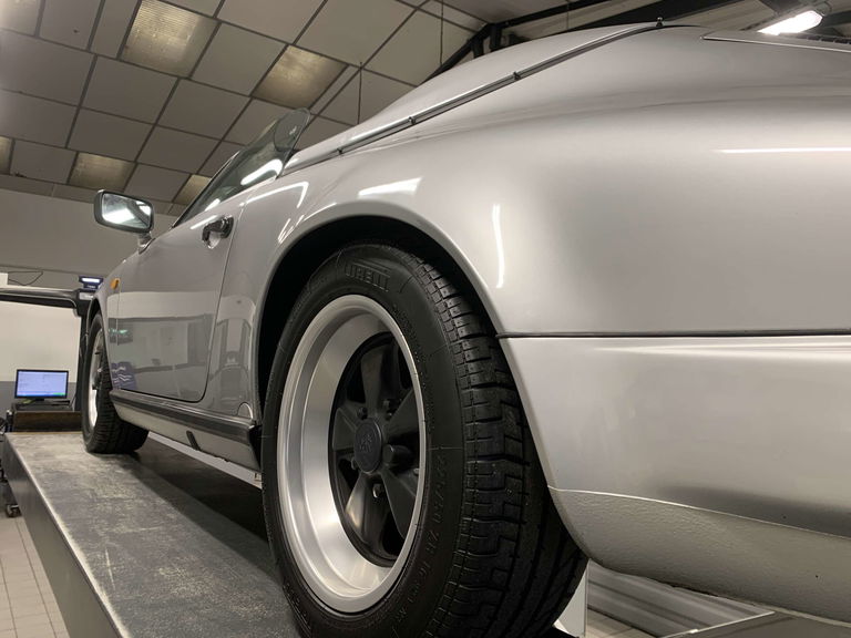 Porsche 911 Carrera 3.2 Speedster