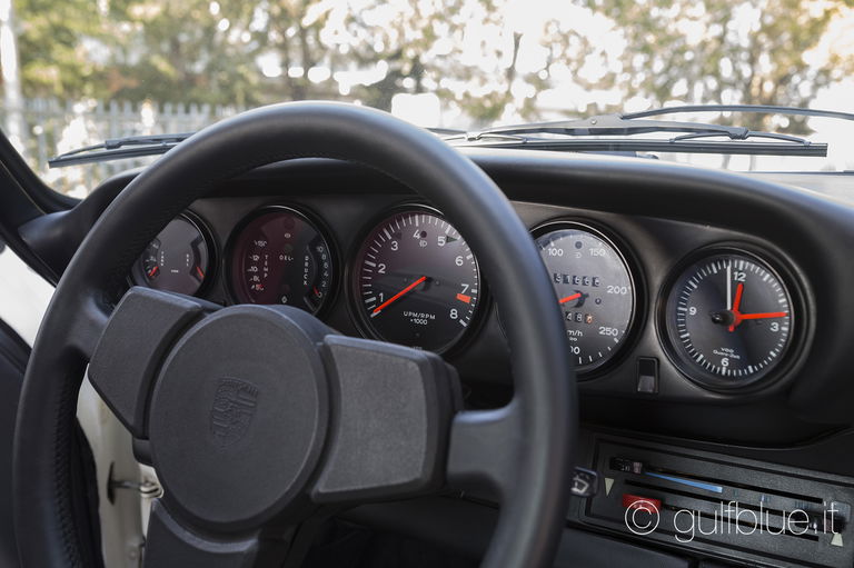 Porsche 911 Carrera 2,7