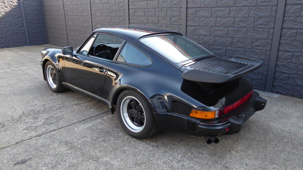 Porsche 911 Turbo S 3.3