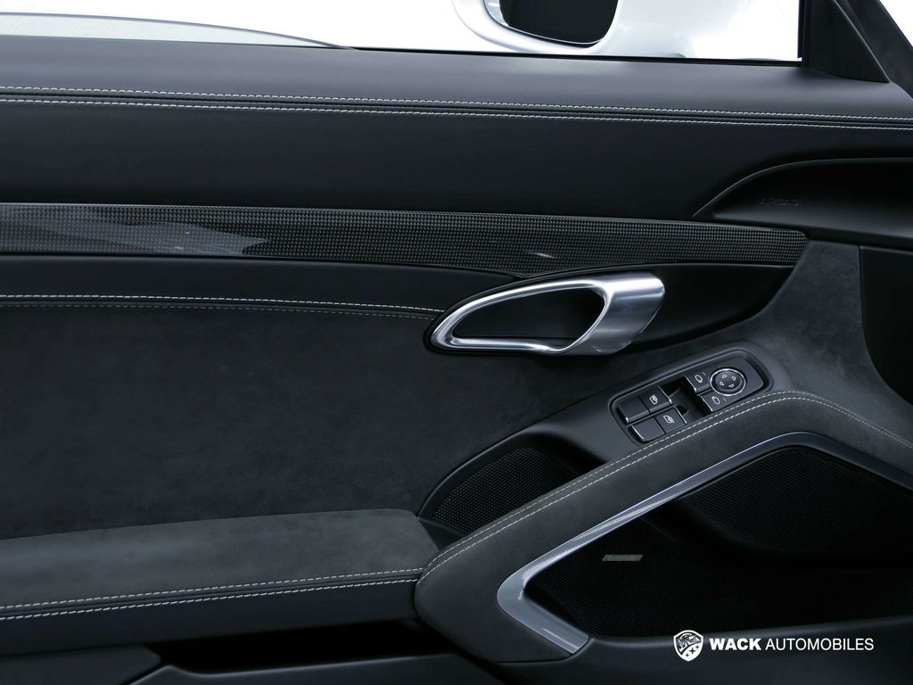 Porsche 991.2 Carrera GTS