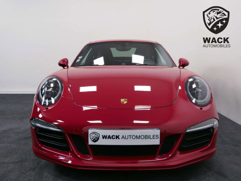 Porsche 991 Carrera 4 GTS