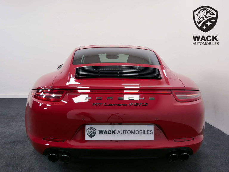 Porsche 991 Carrera 4 GTS