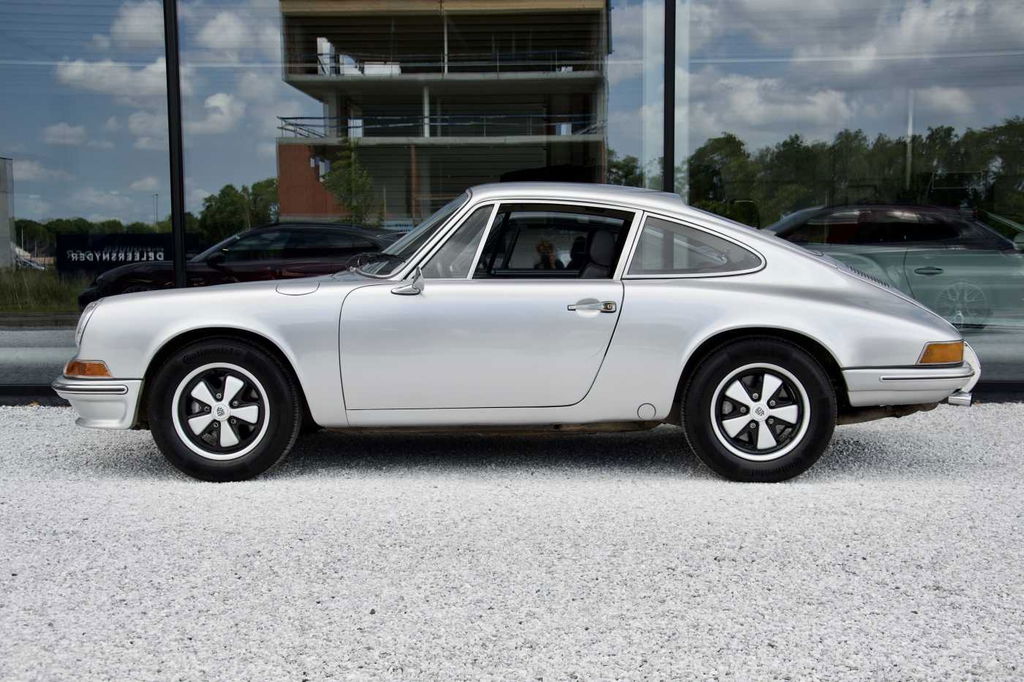 Porsche 911 T