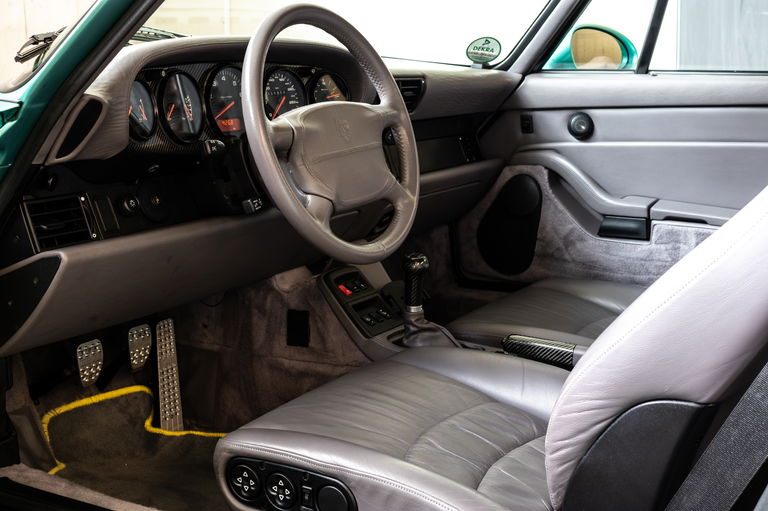 Porsche 993 Carrera 4S