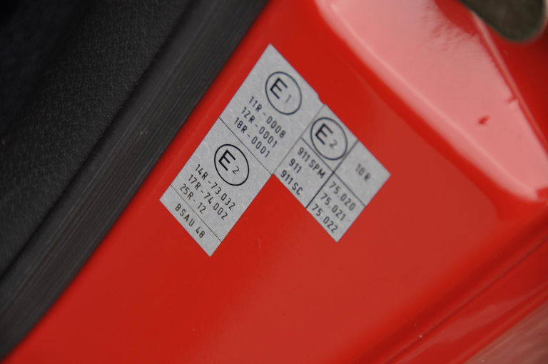 Porsche 911 Carrera 2,7