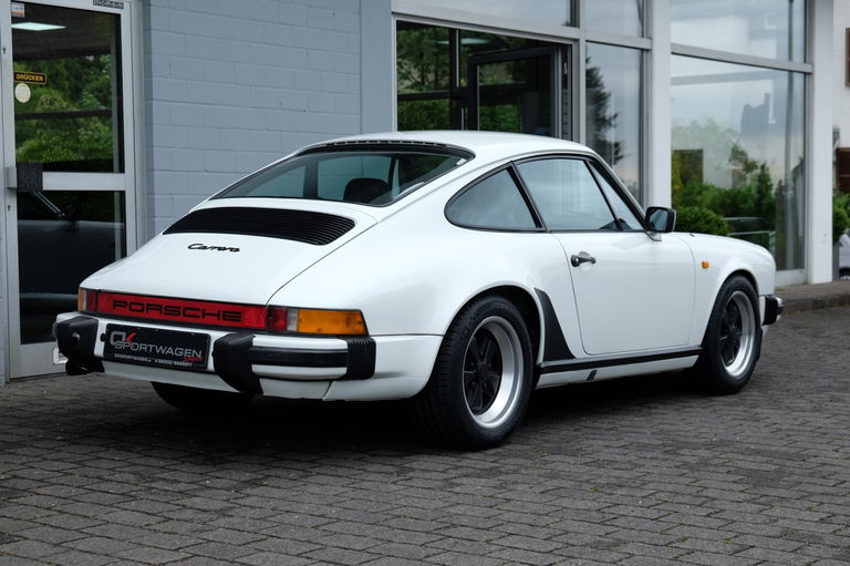 Porsche 911 Carrera 3.2 (KAT)