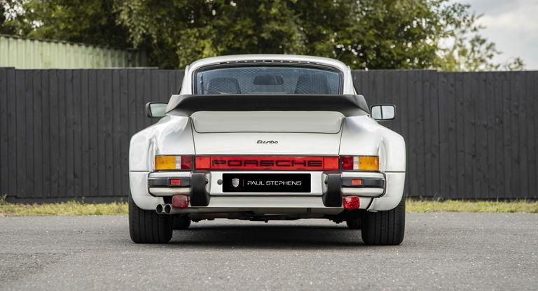 Porsche 911 Turbo 3.3