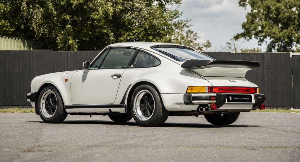 Porsche 911 Turbo 3.3