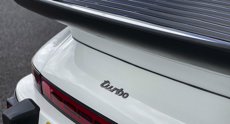 Porsche 911 Turbo 3.3
